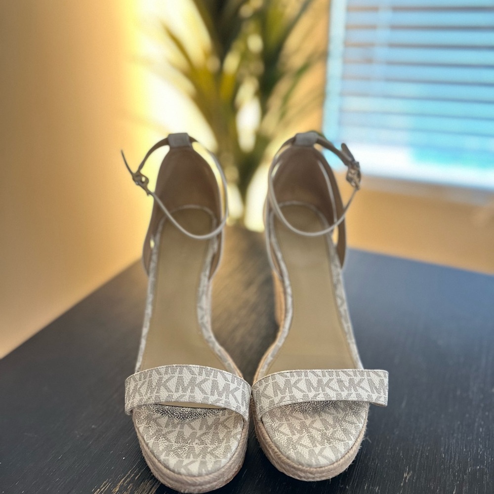 Michael Kors Cream Wedge Sandals with Peep-Toe - Picture 2 of 4
